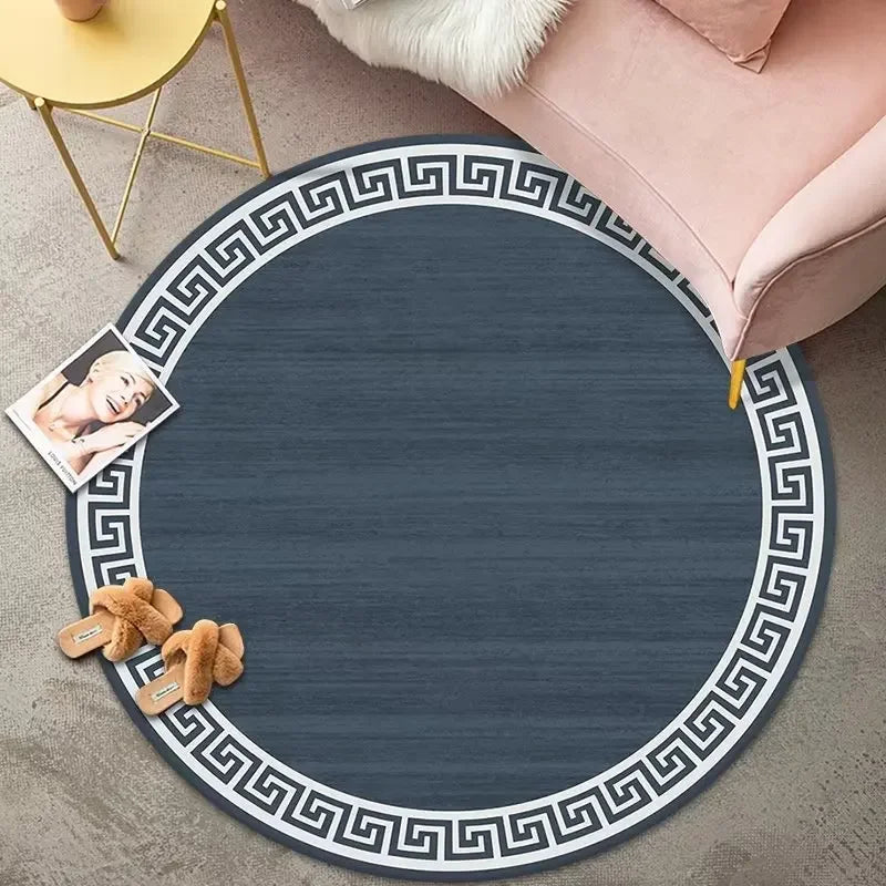 Luxury Round Black & White Rug