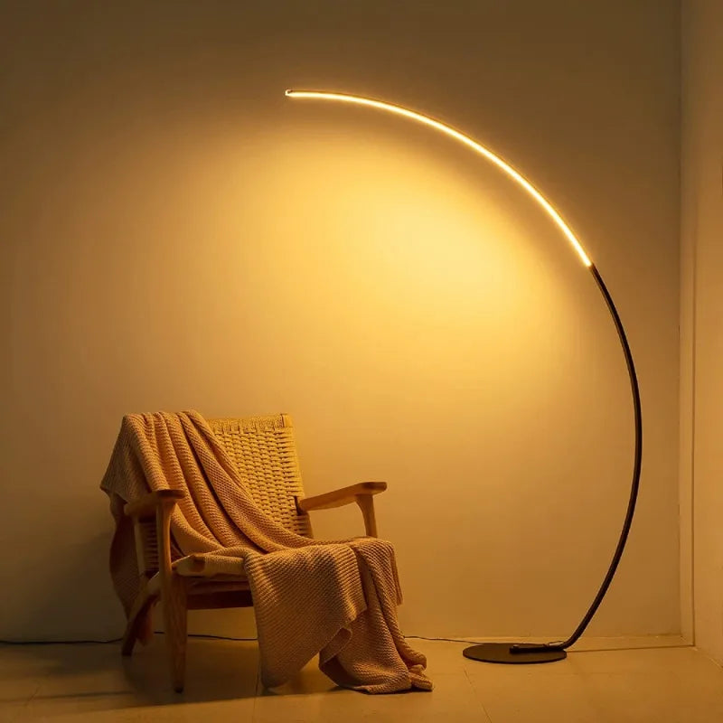 Minimalist Modern Floor Lamp – Sleek & Energy-Efficient Lighting